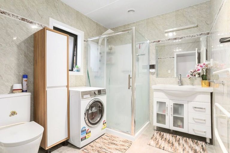 Photo of property in 2/21 Glen Avenue, Papatoetoe, Auckland, 2025