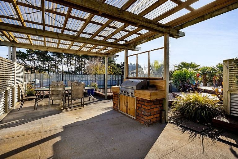 Photo of property in 1288 Normanby Road, Manaia, Hawera, 4678