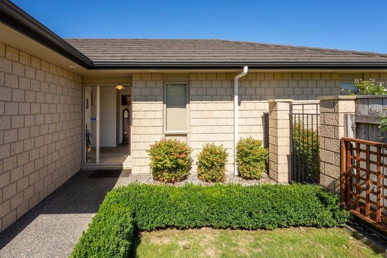 Photo of property in 10 Ludlam Way, Otaki, 5512