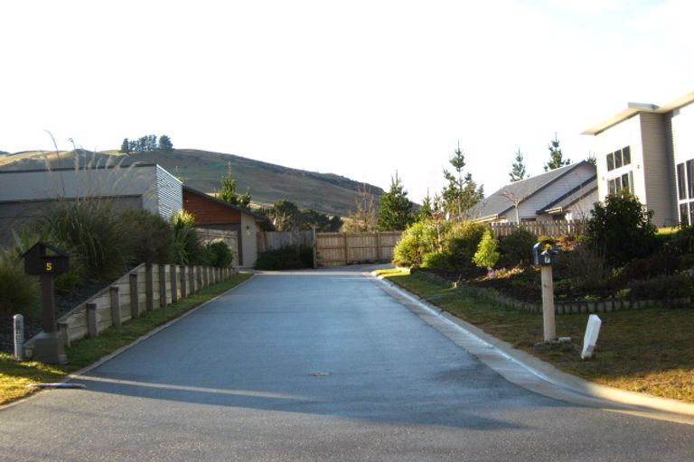 Photo of property in 7 Rere Road, Lake Hayes, Queenstown, 9304