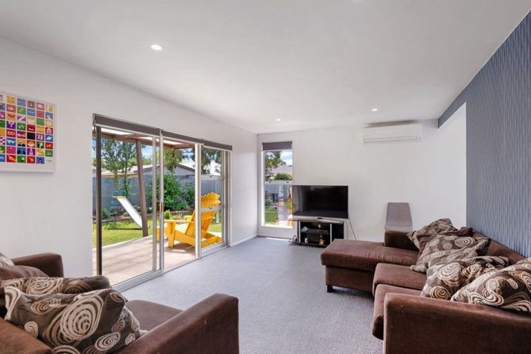 Photo of property in 6 Rowse Street, Rangiora, 7400