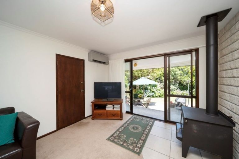 Photo of property in 311 Opunake Road, Cardiff, Stratford, 4391