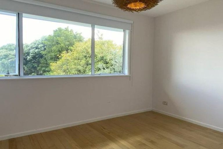 Photo of property in 85 Pacific Parade, Army Bay, Whangaparaoa, 0930