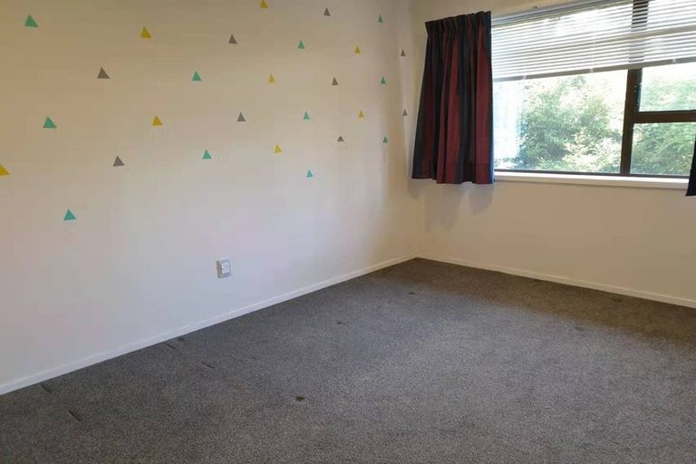 Photo of property in 23 Redwing Street, Browns Bay, Auckland, 0630