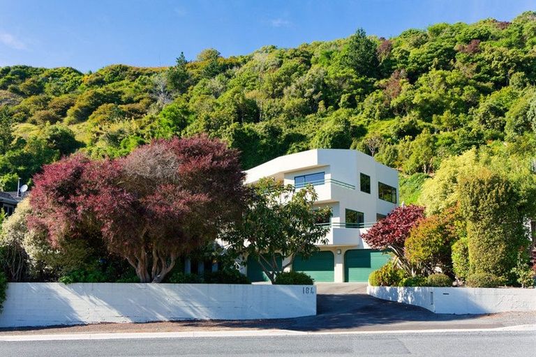 Photo of property in 184 Torquay Street, Kaikoura, 7300