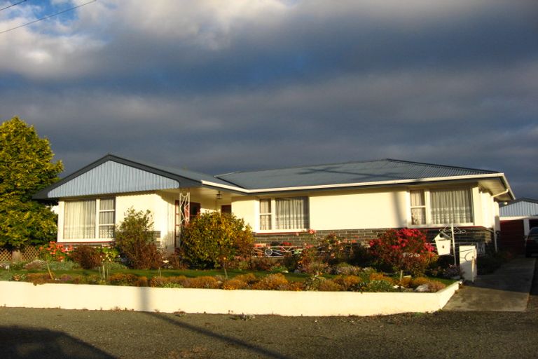 Photo of property in 4 Stronsa Street, Palmerston, 9430