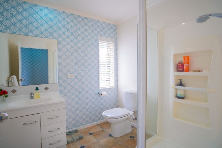 Photo of property in 47 Oteki Park Drive, Welcome Bay, Tauranga, 3112