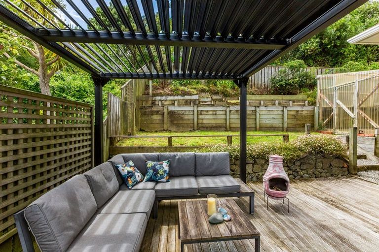 Photo of property in 9 Ayton Drive, Whitby, Porirua, 5024