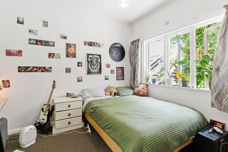Photo of property in 25 Central Terrace, Kelburn, Wellington, 6012