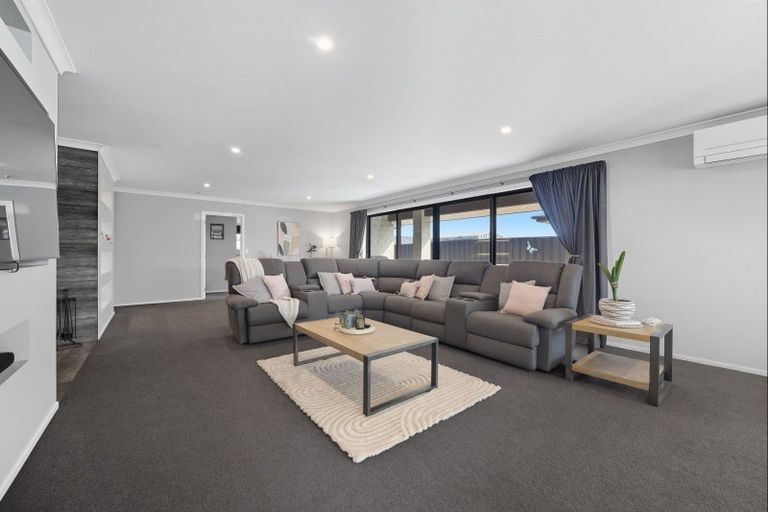 Photo of property in 30 Courage Road, Amberley, 7410