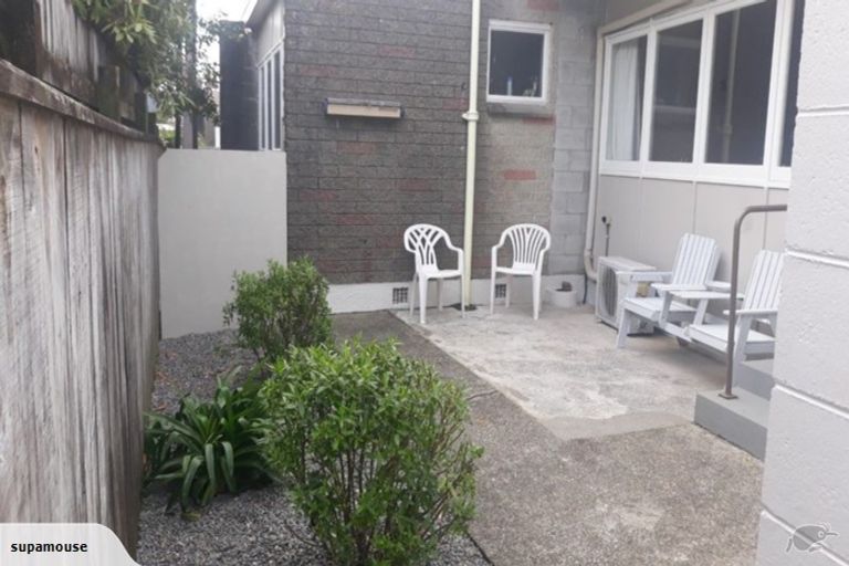 Photo of property in 1-20/27 Whites Line West, Woburn, Lower Hutt, 5010