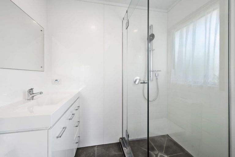 Photo of property in 40 Carter Drive, Pomare, Rotorua, 3015