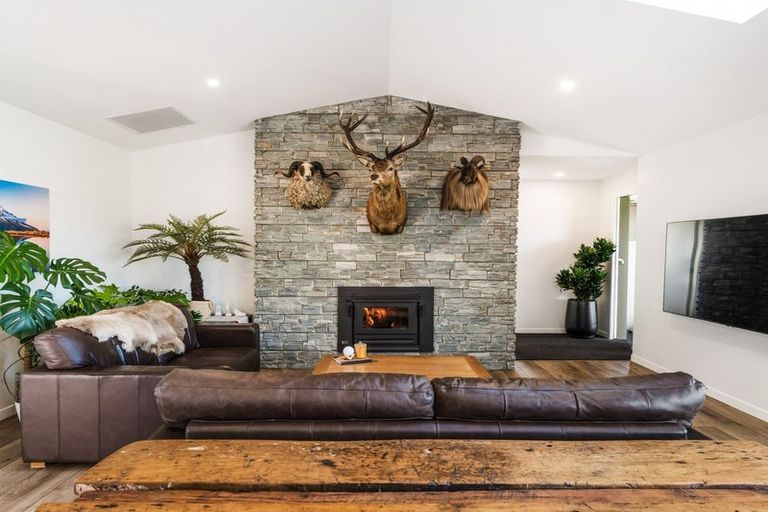 Photo of property in 8 Vinifera Lane, Te Kauwhata, 3782