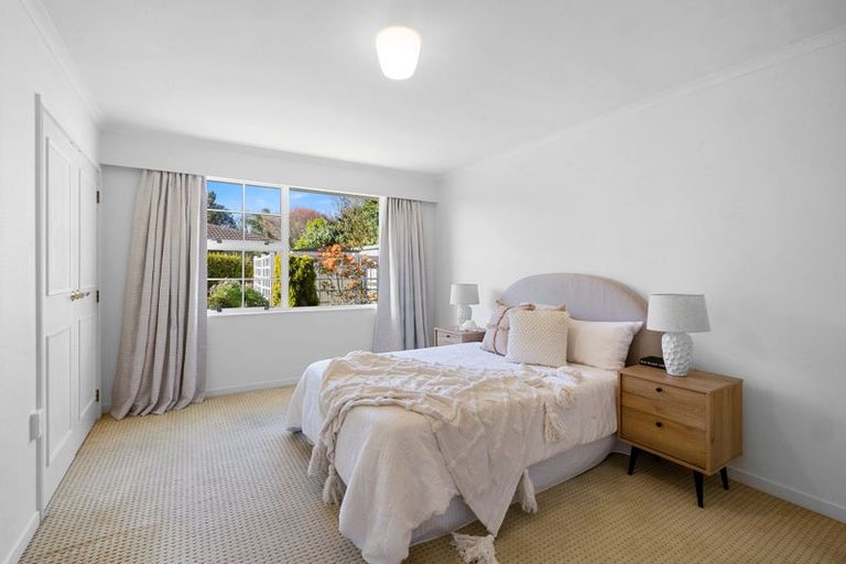 Photo of property in 293 Mangorei Road, Merrilands, New Plymouth, 4312