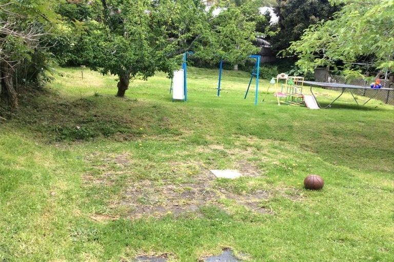 Photo of property in 51 Killarney Avenue, Torbay, Auckland, 0630