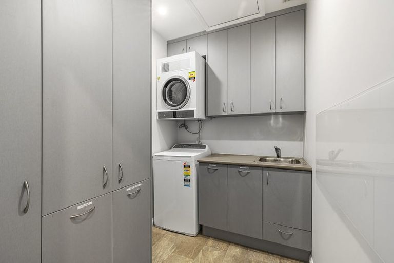 Photo of property in 11 Wilmshurst Place, Tawa, Wellington, 5028