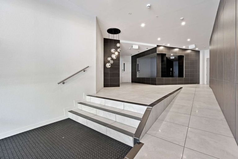 Photo of property in Pinnacle Apartments, E503/160 Victoria Street, Te Aro, Wellington, 6011
