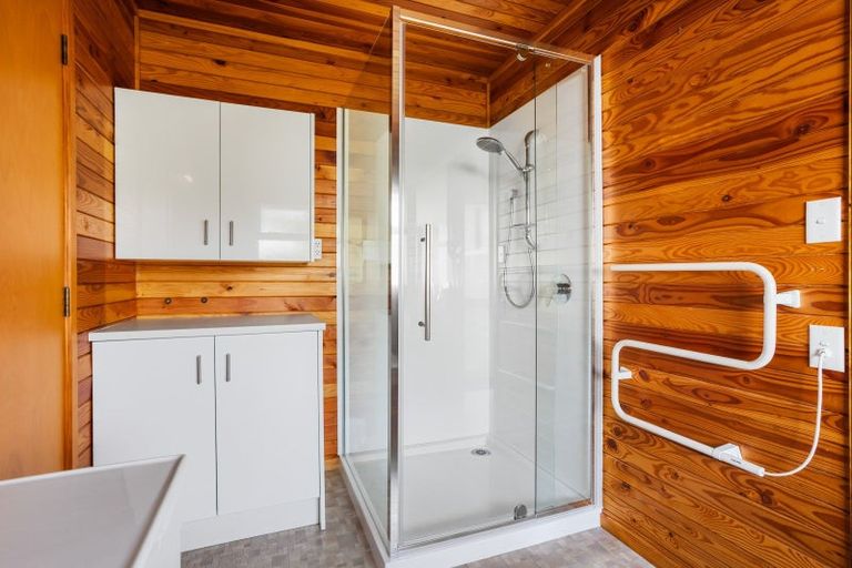 Photo of property in 104 Moana Anu Anu Avenue, Whangamata, 3620