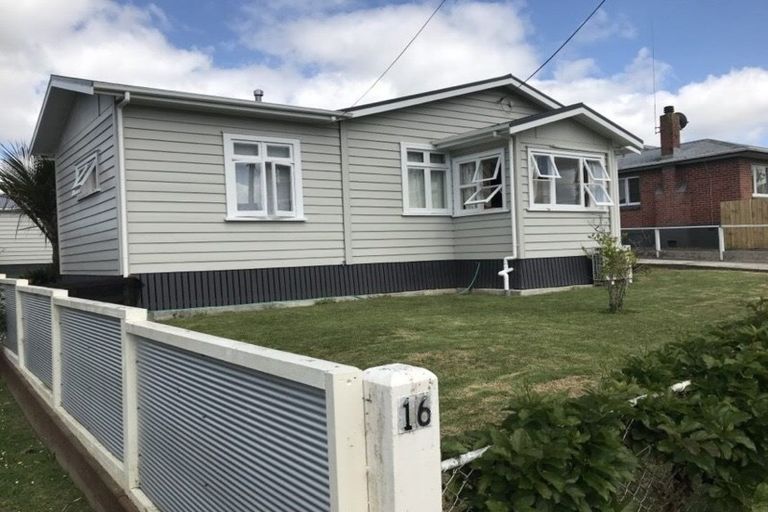 Photo of property in 14 Bernard Street, Avenues, Whangarei, 0110