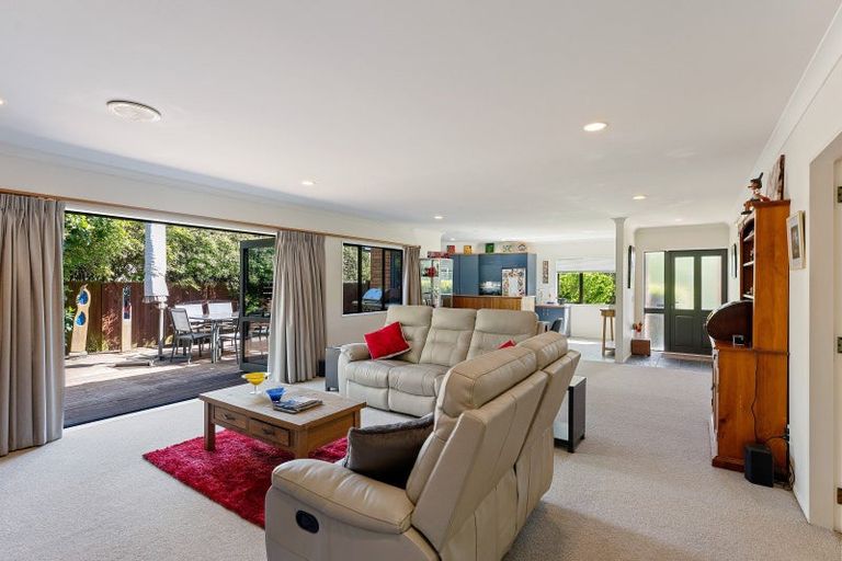 Photo of property in 13 Brandon Street, Otaki, 5512