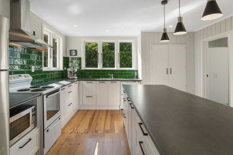 Photo of property in 3 Macmillan Street, Katikati, 3129