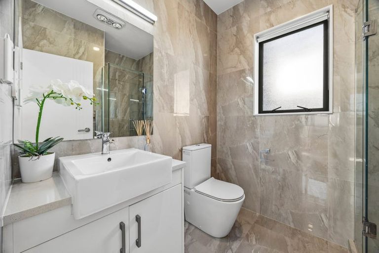 Photo of property in 10 Ballinabreen Road, Flat Bush, Auckland, 2019
