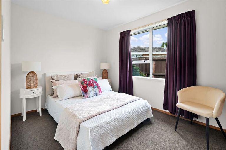 Photo of property in 1/12 Glenbyre Place, Bromley, Christchurch, 8062