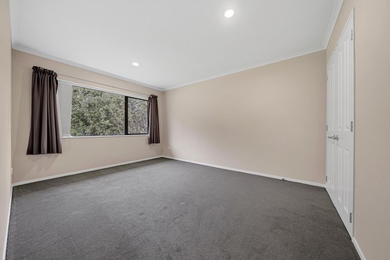 Photo of property in 5b Raukawa Grove, Waiuku, 2123