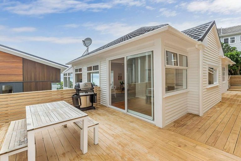 Photo of property in 96 Homebush Road, Khandallah, Wellington, 6035