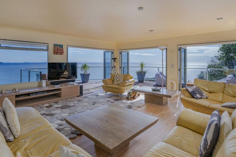 Photo of property in 39 Motuhoa Road, Tairua, 3508