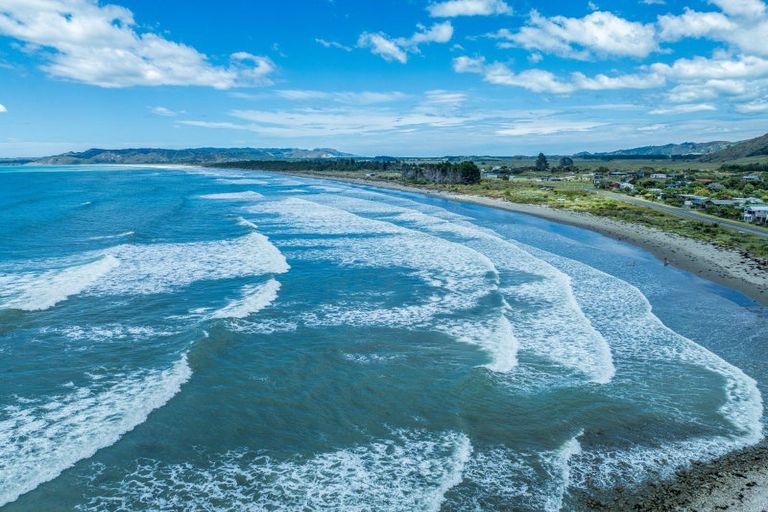 Photo of property in 39 Happy Jacks Road, Mahia, 4198