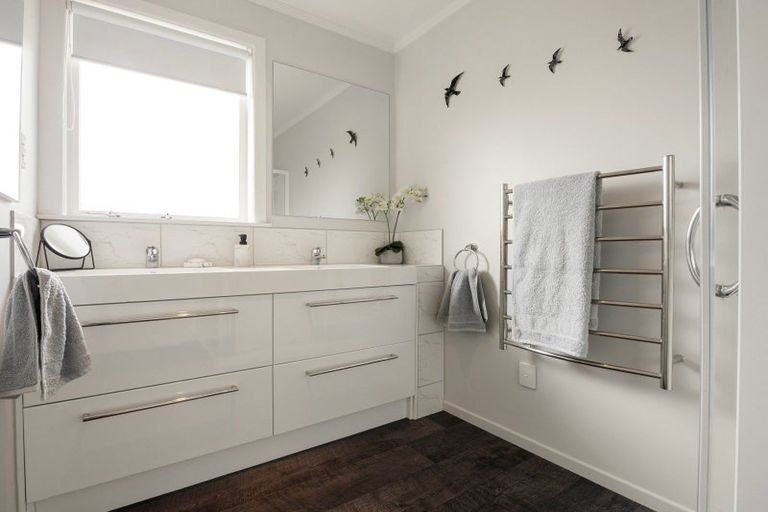 Photo of property in 17 Challinor Street, Pukete, Hamilton, 3200