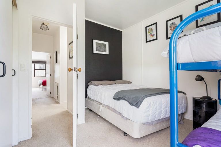 Photo of property in 105 Everitt Crescent, Whangamata, 3620