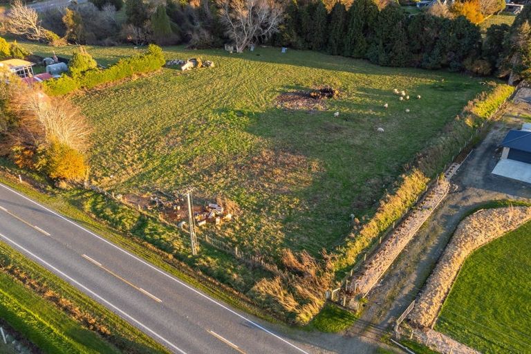 Photo of property in 13 Grove Bush-woodlands Road, Woodlands, Invercargill, 9871