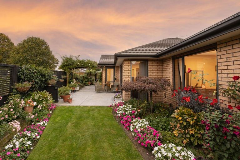 Photo of property in 61 Grimseys Road, Redwood, Christchurch, 8051