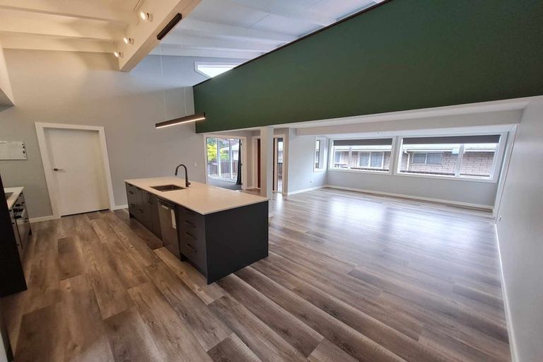 Photo of property in 126 Gayhurst Road, Dallington, Christchurch, 8061