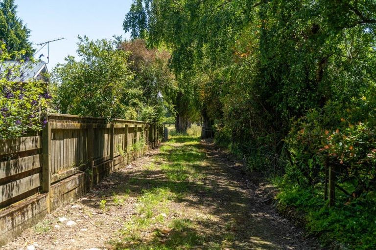 Photo of property in 44a Kempton Street, Greytown, 5712