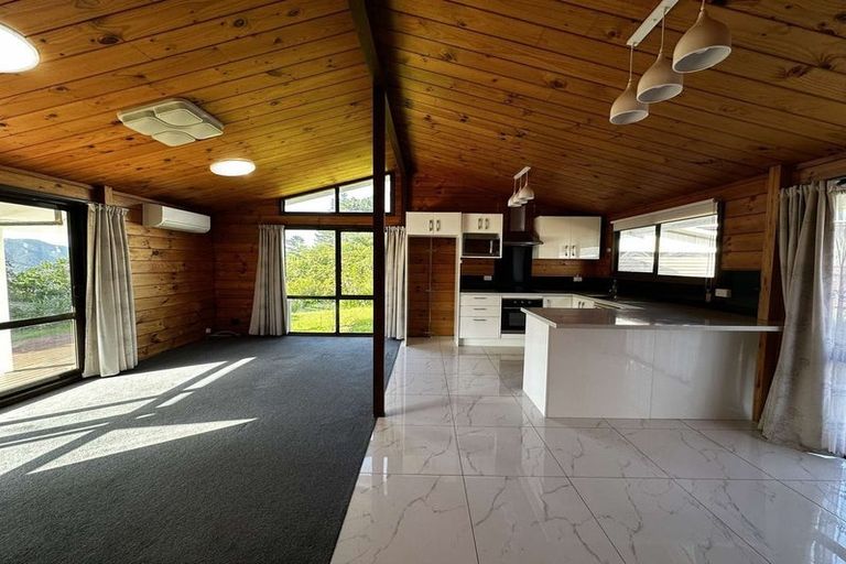 Photo of property in 77 Park Road, Belmont, Lower Hutt, 5010