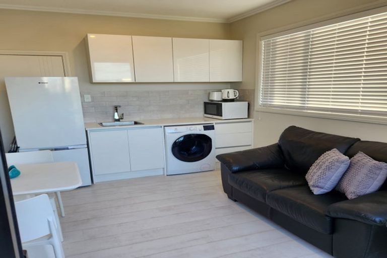 Photo of property in 13 Turret Lane, Hobsonville, Auckland, 0616