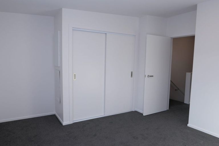 Photo of property in 2 Kamahi Place, Paraparaumu, 5032