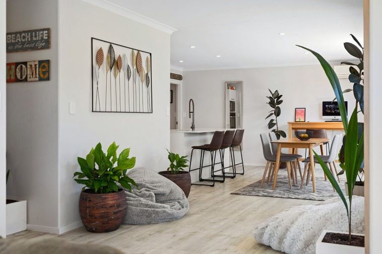 Photo of property in 12 Bill Miller Drive, Papamoa, 3118