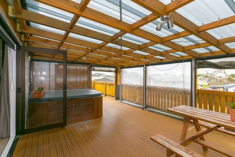 Photo of property in 121 Parklands Avenue, Bell Block, New Plymouth, 4312