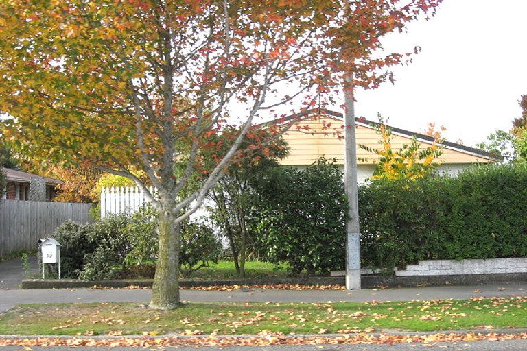 Photo of property in 28 Maidstone Road, Ilam, Christchurch, 8041