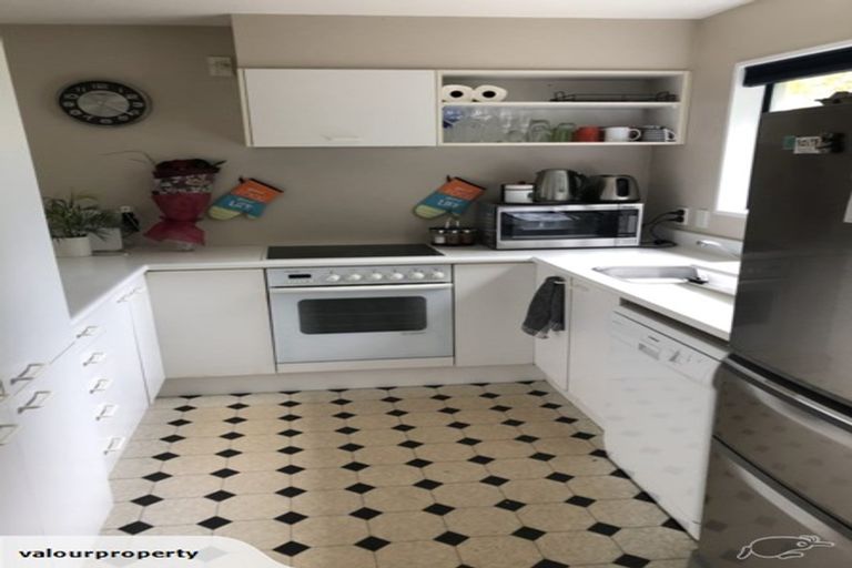 Photo of property in 3/20 Office Road, Merivale, Christchurch, 8014