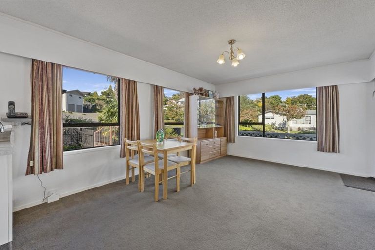 Photo of property in 17 Cypress Crescent, Pukete, Hamilton, 3200