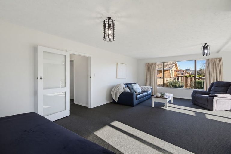 Photo of property in Birchdale Courts, 11/69a Yaldhurst Road, Sockburn, Christchurch, 8042