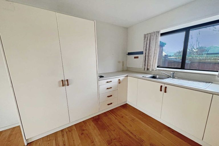 Photo of property in 4/5 Craven Street, Sockburn, Christchurch, 8042