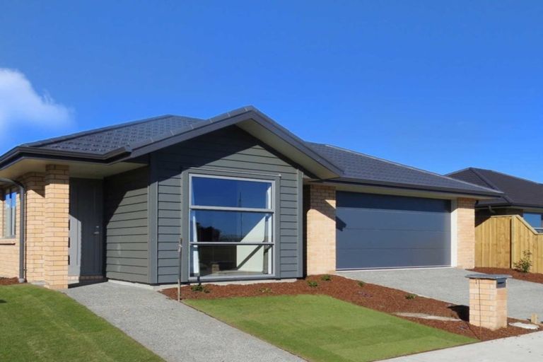 Photo of property in 32 Aroha Street, Pegasus, 7612