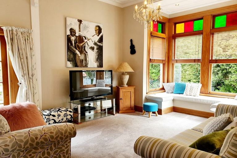 Photo of property in 286 Main Road, Tawa, Wellington, 5028