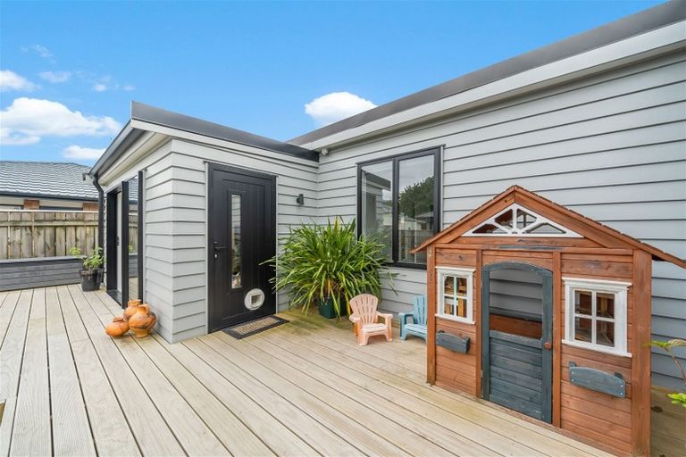Photo of property in 75b Ward Street, Wallaceville, Upper Hutt, 5018